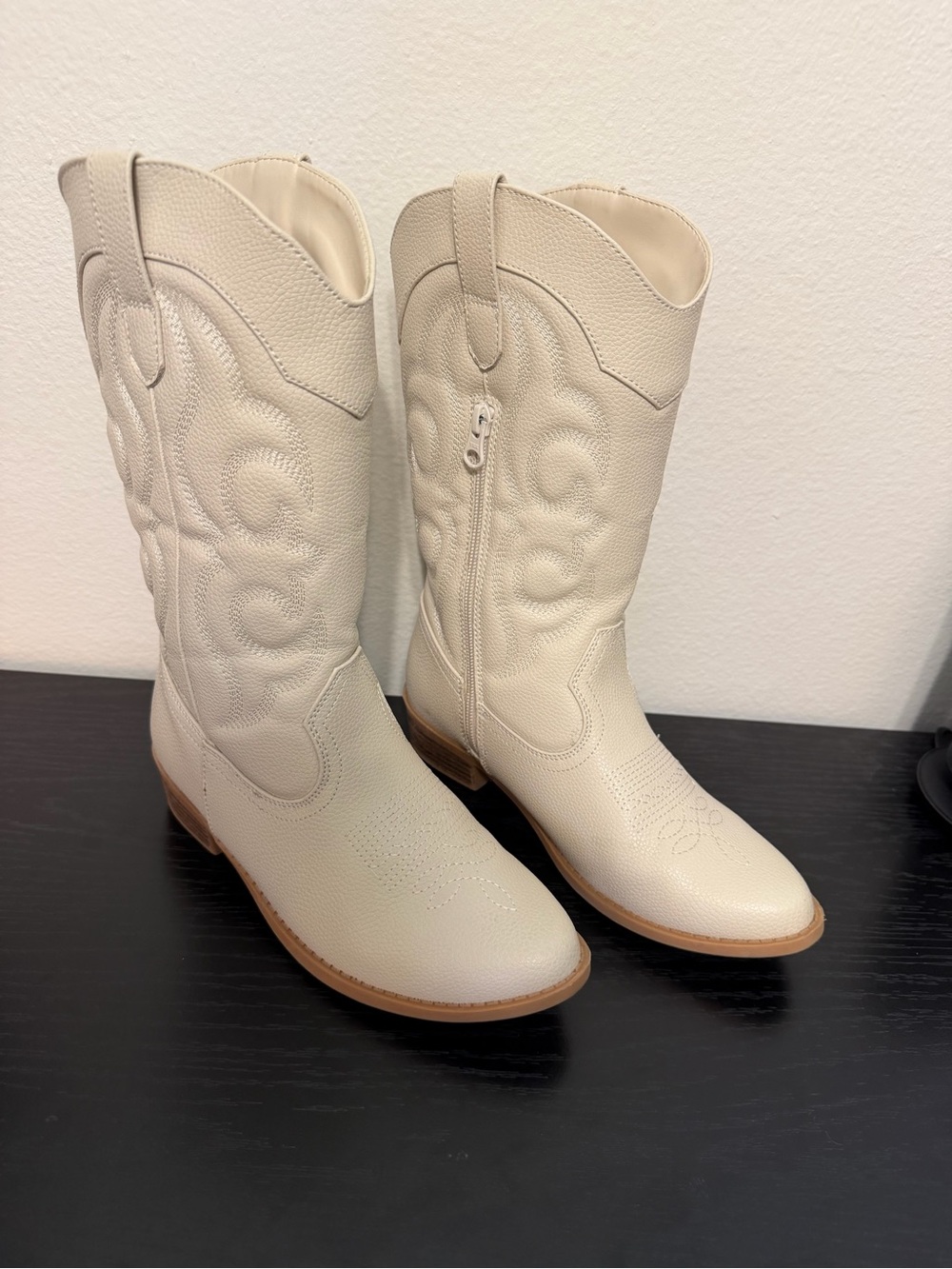 Cat & Jack Kids Cream Western-Style Zip-Up Boots